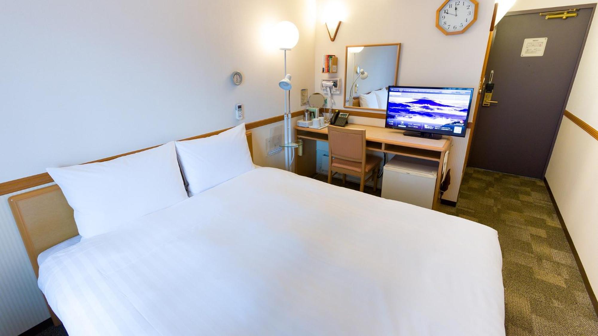 Toyoko Inn Kokura-Eki Minami-Guchi Китакюсю Номер фото