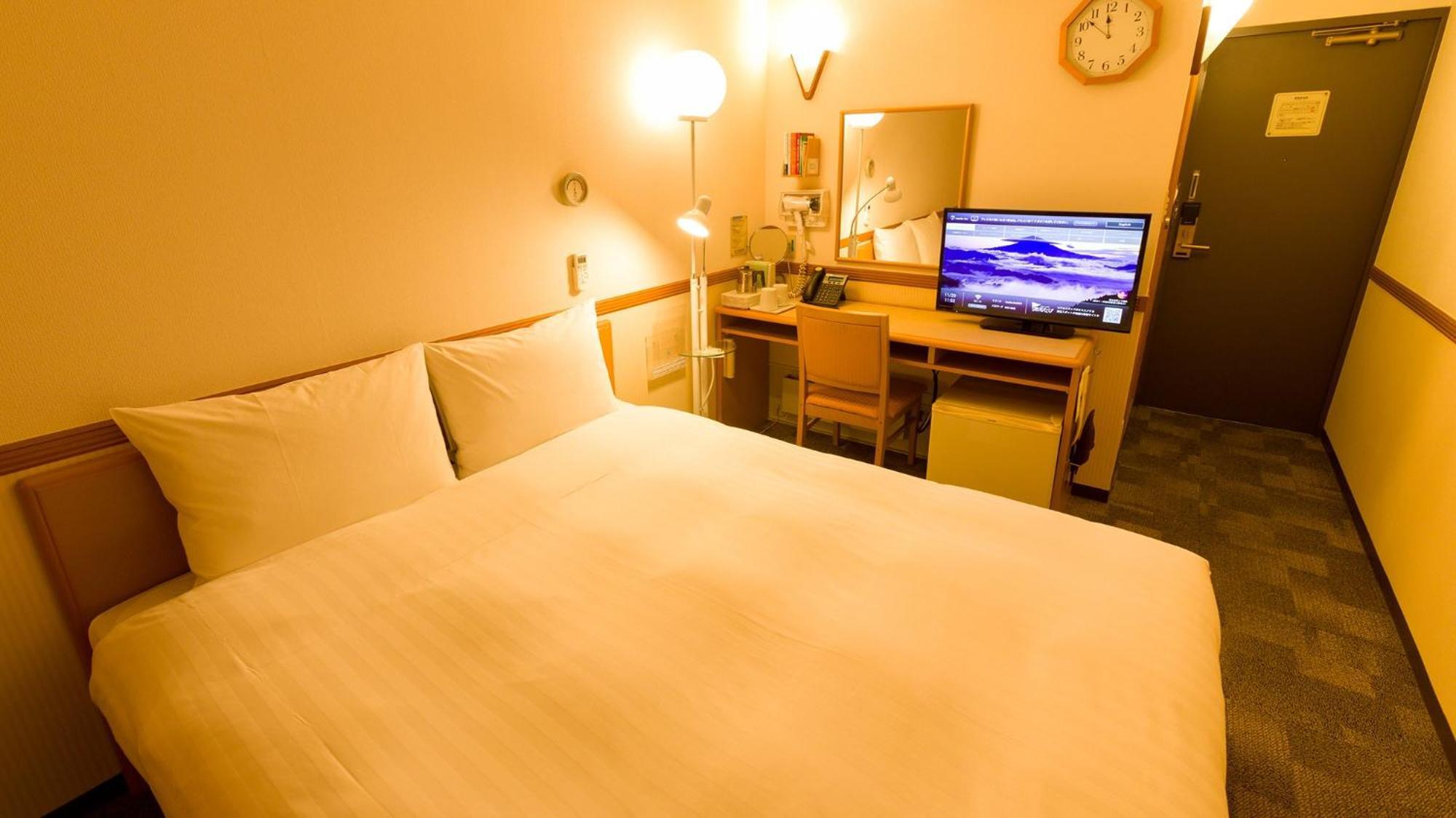 Toyoko Inn Kokura-Eki Minami-Guchi Китакюсю Номер фото