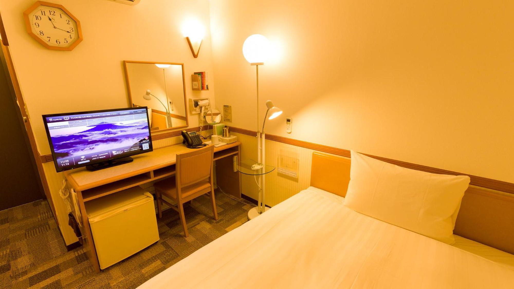 Toyoko Inn Kokura-Eki Minami-Guchi Китакюсю Номер фото